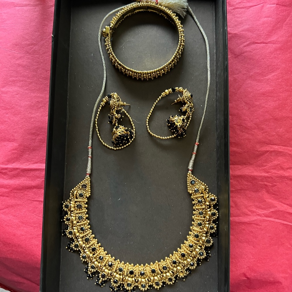 Indian wedding set